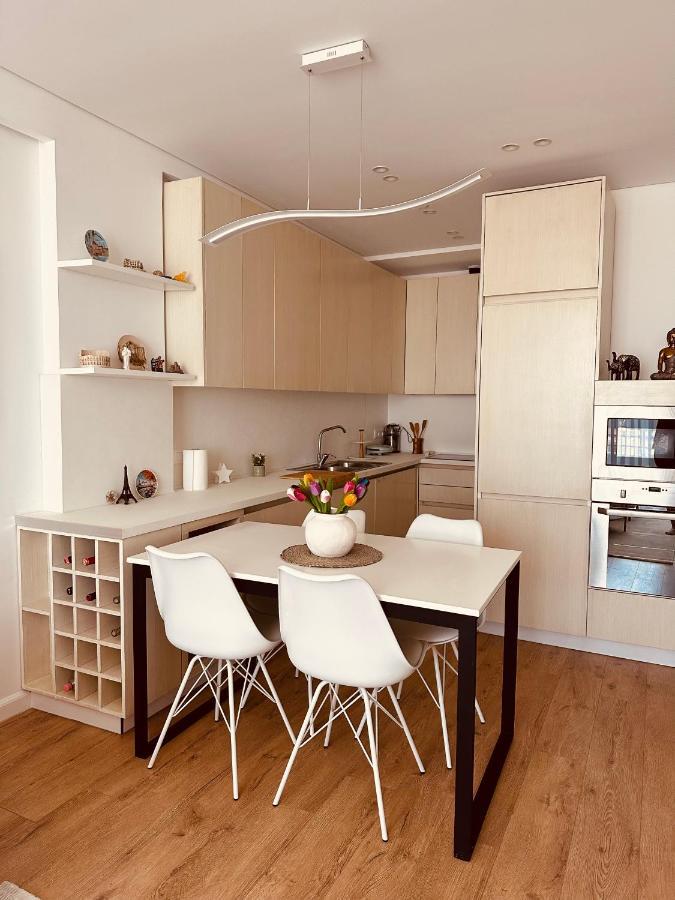 Madalin Seaside Apartment Влёра Экстерьер фото