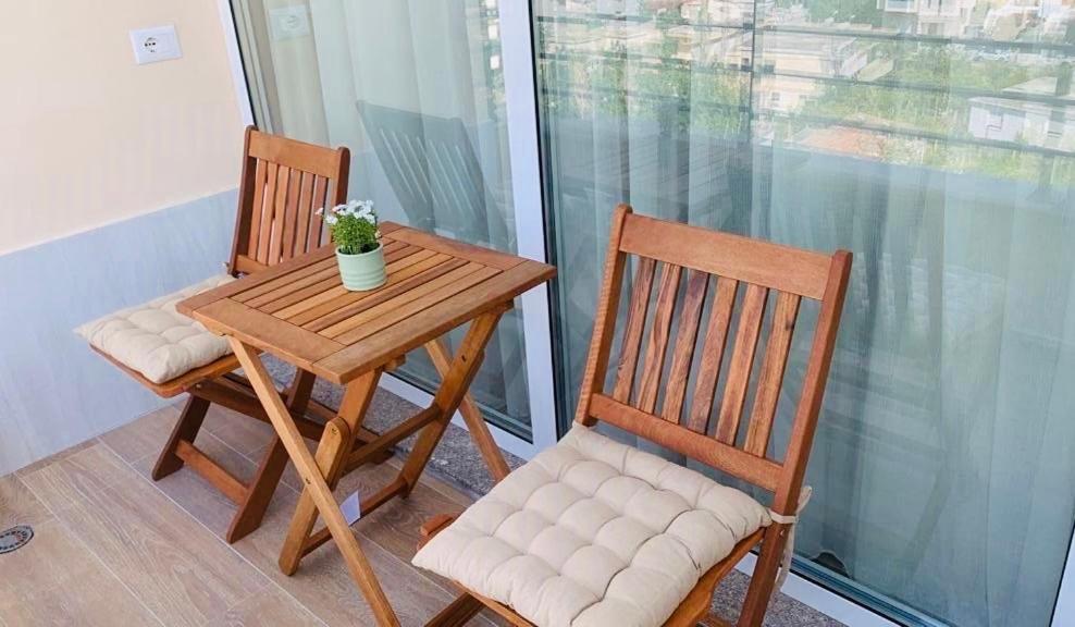 Madalin Seaside Apartment Влёра Экстерьер фото